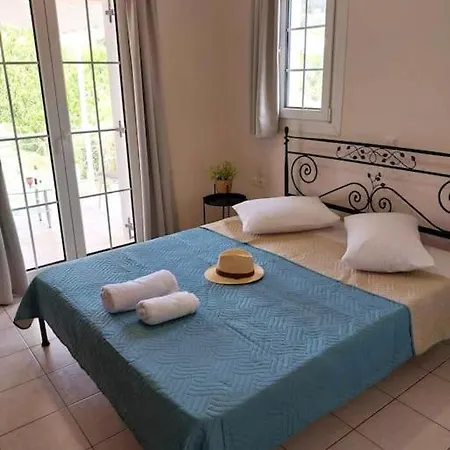 Erina's House Holiday home Asprogerakata