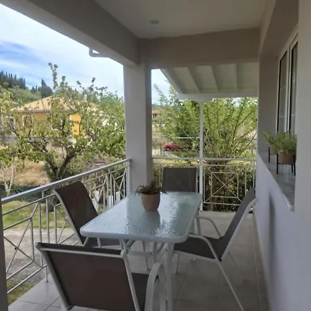 Erina's House Holiday home